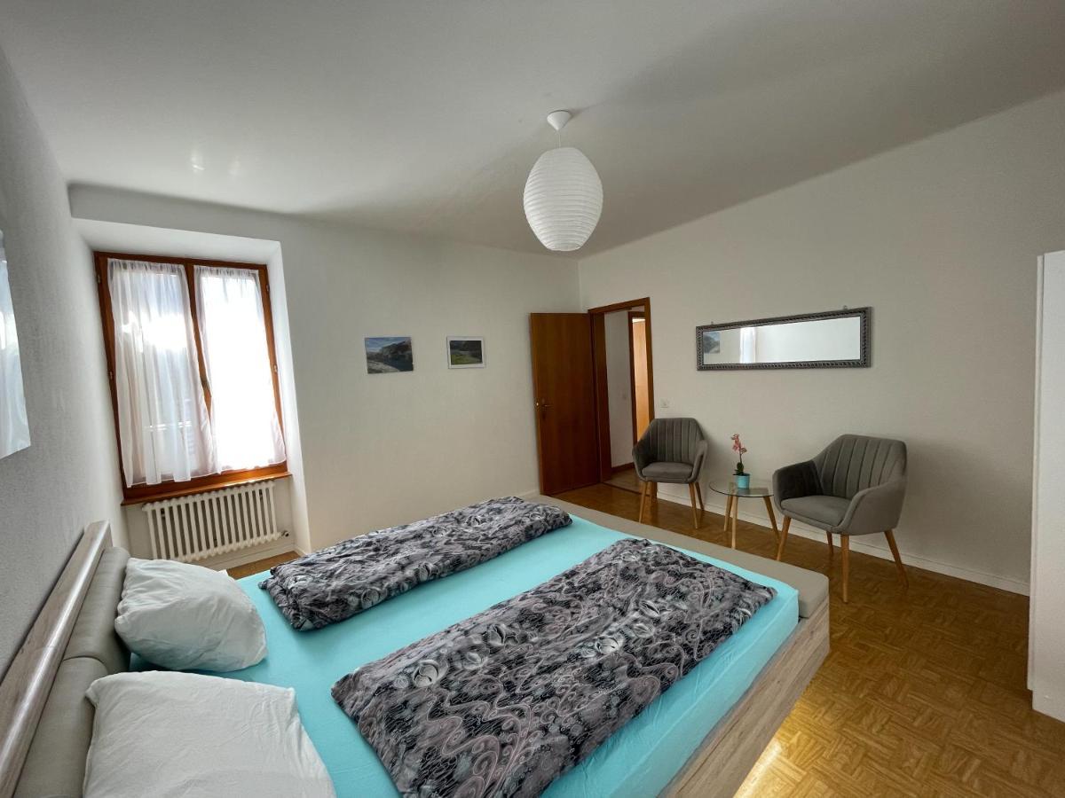 Gaggiole, 2 * Gordola