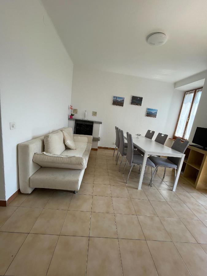 Gaggiole, 2 * Gordola